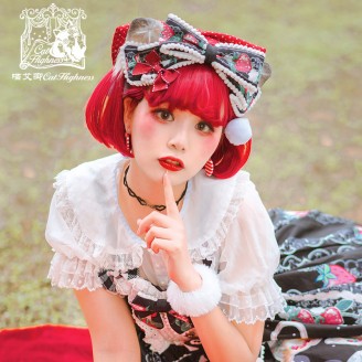 Strawberry Cat Lolita KC by Cat Highness (CH23)